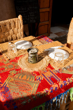 Sunlit Moroccan Caf&eacute; Table Setup