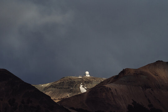 Radio communications tower