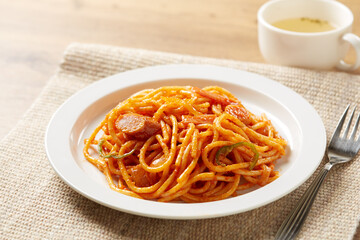 日本発祥のパスタ料理、シンプルなナポリタン