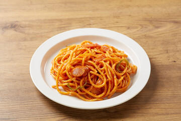 日本発祥のパスタ料理、シンプルなナポリタン