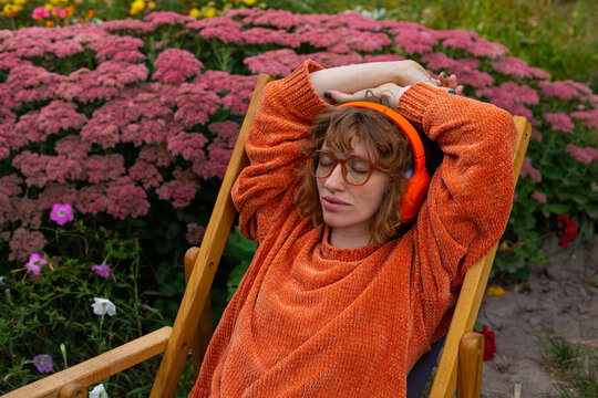 woman listening to music