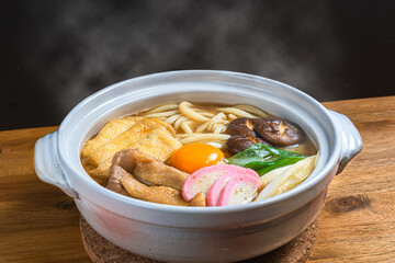 味噌煮込みうどん