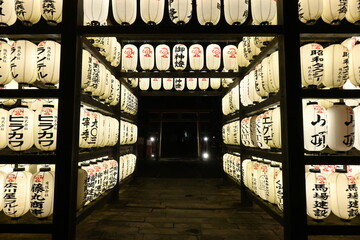 夜の柳川　三柱神社