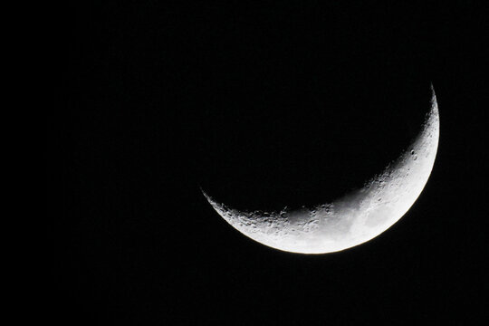 Waxing crescent. The illuminated surface of the moon is 21% and growing larger