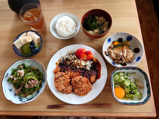 Nagoya specialty - Hatcho miso miso cutlet (fillet cutlet) set meal - includes several side dishes, soup, and dessert / 名古屋名物～八丁味噌の味噌カツ(ヒレカツ)定食 - 数種の小鉢料理，椀物，デザート付き