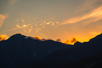 白馬山岳の美しい夕景　