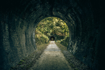日本　長野県　軽井沢　碓氷峠の鉄道跡　トンネル