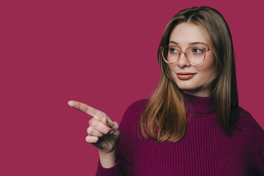 professional female portrait demonstrating persuasive presentation skills for marketing or coaching