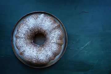 Delicious Pumpkin Spice Bundt Cake with Sprinkled Powdered Sugar