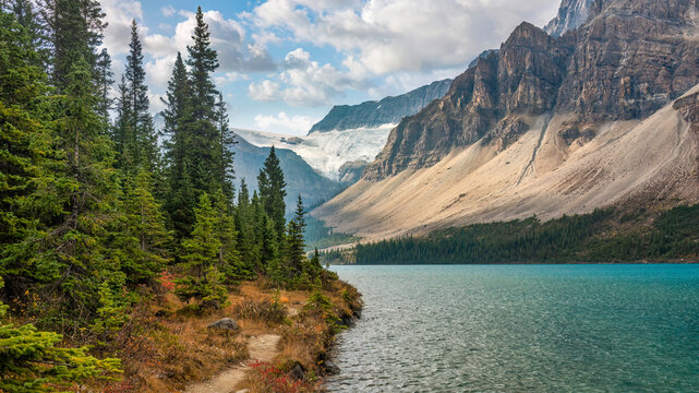 Crowfoot Glacier as seen from Bow Lake on the Icefields Parkway in autumn