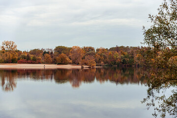 Reflets d’automne sur le lac- Strasbourg- France