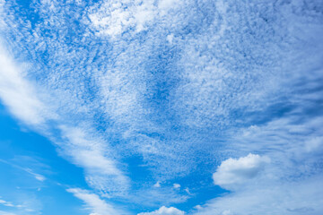 秋の空　穏やかな青空と雲157