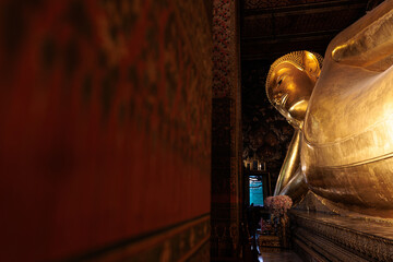 Buddha couch&eacute; au Wat Pho &agrave; Bangkok