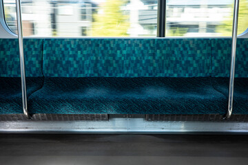 通勤電車の座席