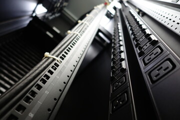 Data Center Power Distribution System