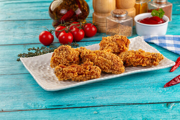 Golden crispy fried chicken wings