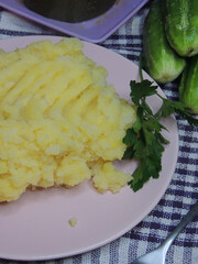 mashed potatoes with vegetables