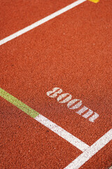 800 meters mark on outdoor running track
