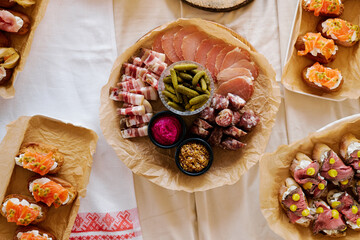 Aesthetic snacks in the rustic surroundings of the restaurant