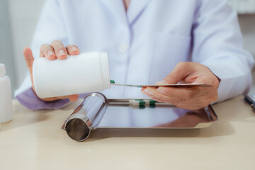 A female doctor examines a patient and explains her diagnosis to him via social media.