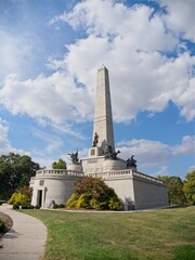 Lincoln Tomb and Monument (right side view, vertical), Oak Ridge Cemetery, Springfield Illinois
