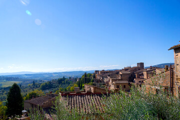 Panoramic view of San Gimignano and Tuscan countryside