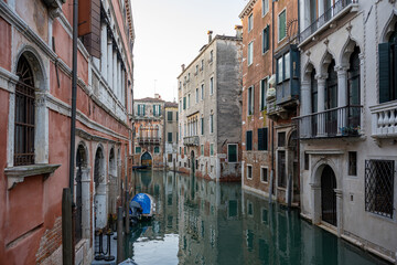 Alte Kan&auml;le in Veneidg