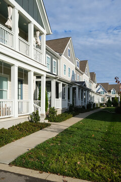 Modern Southern American Townhomes