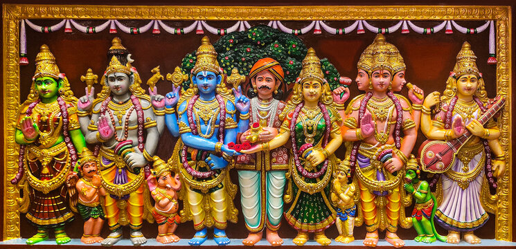 Statue of Hindu gods, Lord Vishnu Marriage, Marriage event art statue, Vishnu, Brahma, Shiva, Ganesha, Hanuman, Muruga, Parvathi , saraswati, Lakshmi, Hindu Temple art Colour ful