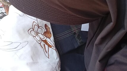 doing batik cloth