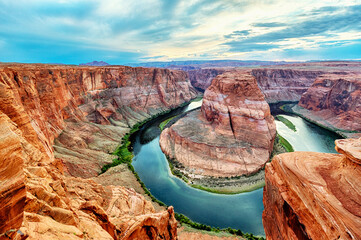 Striking Blue and Orange Contrast at Horseshoe Bend Sunrise