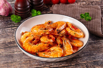 Delicous roasted tiger prawn snack