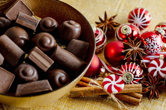 Cioccolatini con addobbi natalizi 