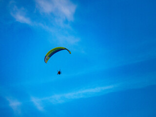 Motorschirmfliegen