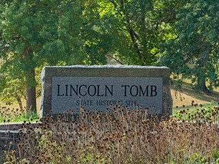 Lincoln Tomb State Historic Site Entrance Sign, Springfield, Illinois