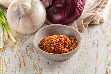 Roasted dry golden dehydrated onion