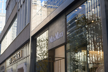 Fototapeta premium exterior of Max Mara 151 Bloor W and BVLGARI 131 Bloor St W, Toronto