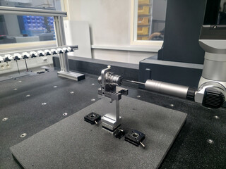 Inspecting engine components in a quality control Laboratory using coordinate measuring Machine