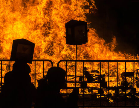 Martinszug und Martinsfeuer