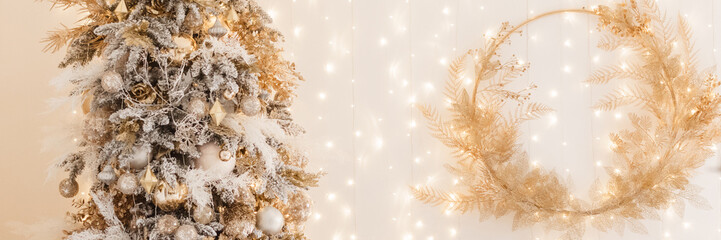 New Year's interior. Christmas tree in a light style and light interior. Festive atmosphere.