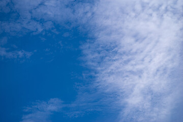 晴れた日の綺麗な空