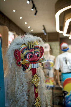 Leyak statues with a head with a very long tongue and sharp fangs.