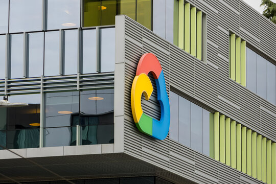 Google Cloud office, Modern building located in seattle Downtown.