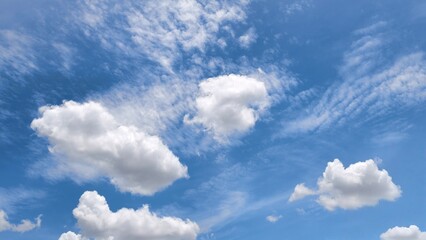 Obraz premium blue sky and white cloud as a background
