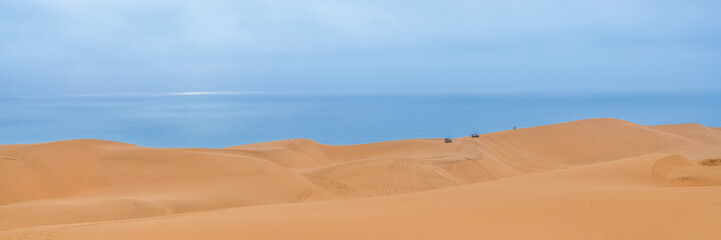 Le Désert Du Namib rencontre l'Océan Atlantique en Namibie