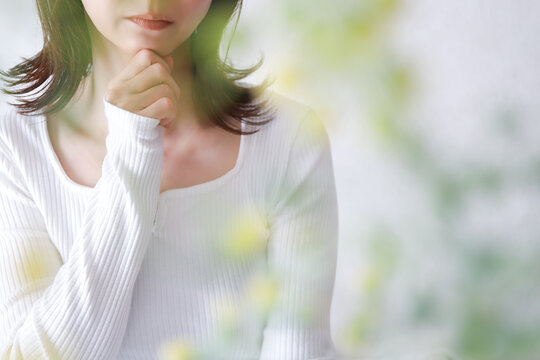 心配する女性