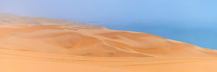Le Désert Du Namib rencontre l'Océan Atlantique en Namibie