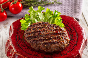 Grilled beef cutlet minced meat
