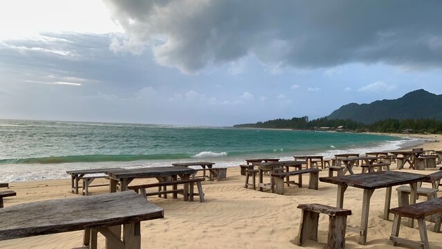 Indonesia 25 november 2025, photo of a beautiful sandy beach view with aesthetic seating arrangements