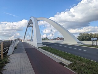 Obraz premium bridge over the river